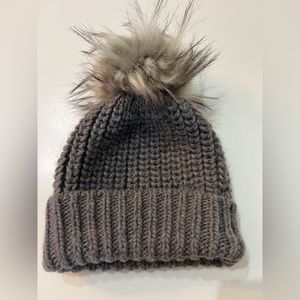 Wool alpaca mohair bland hat